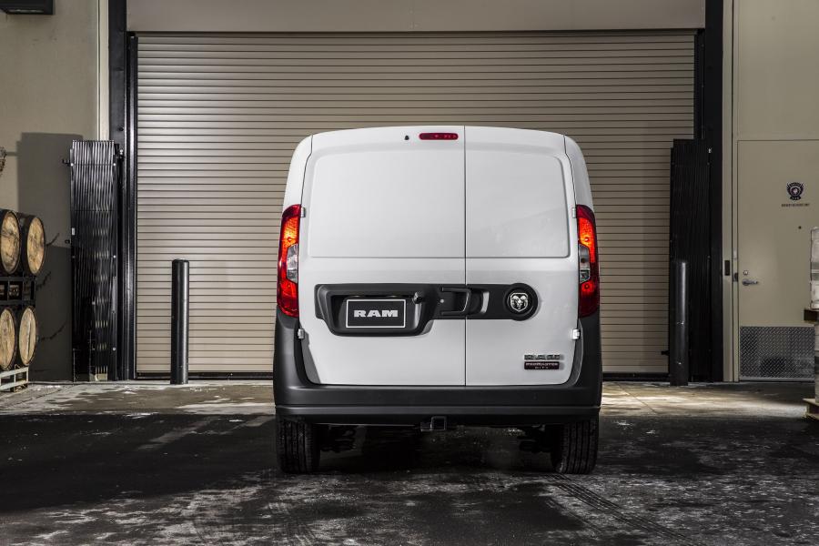  Dodge Ram ProMaster City Tradesman Cargo 2015 года  (фото 5 из 30)
